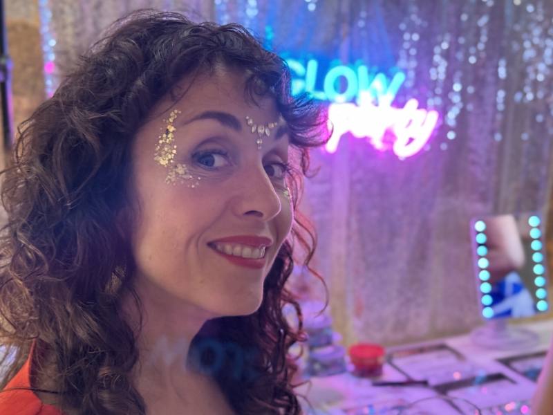 Glitter bar